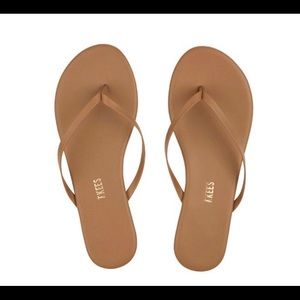 TKees Flip Flops - Tan